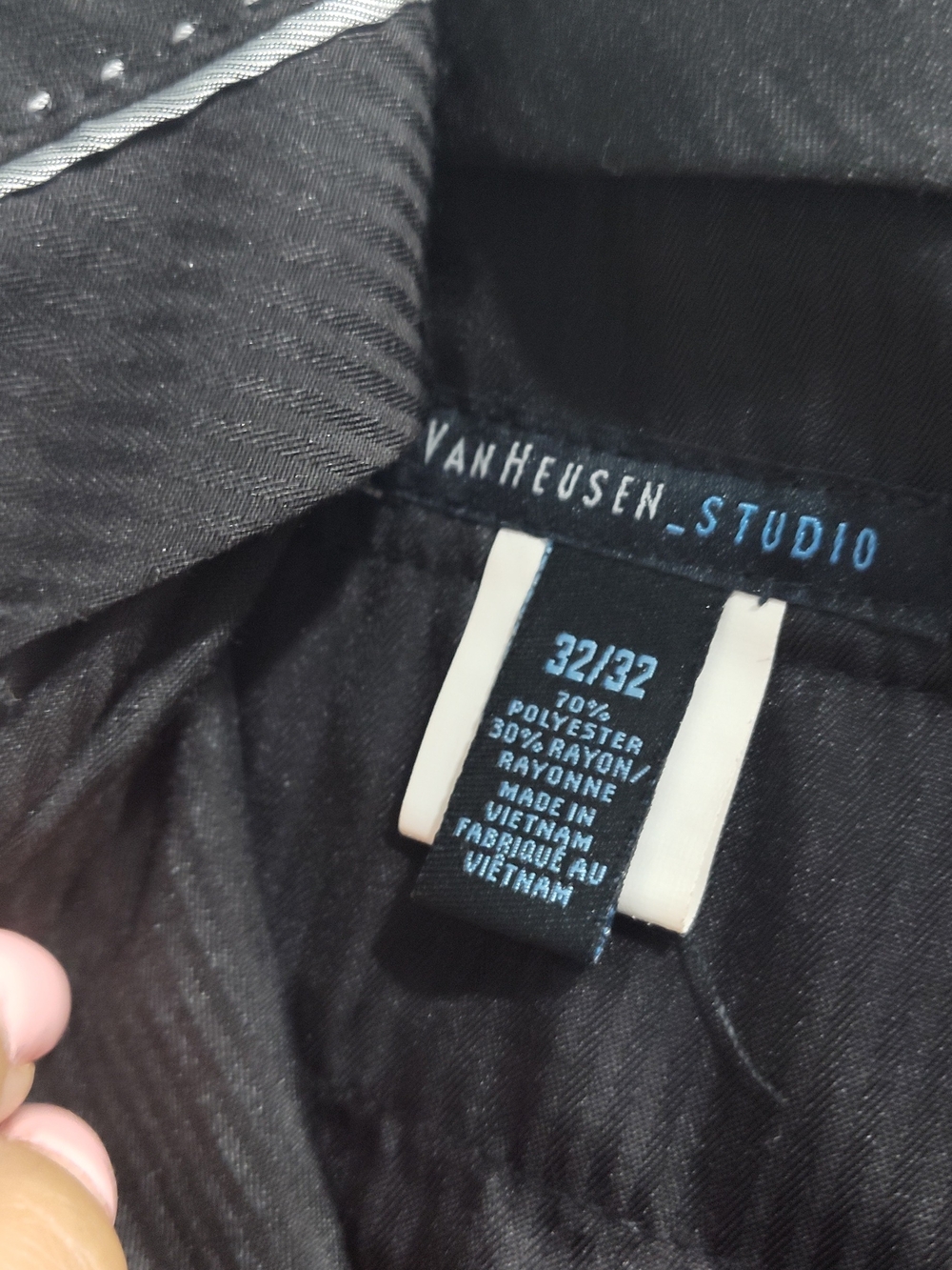 Vanheusen Studio Black Slacks